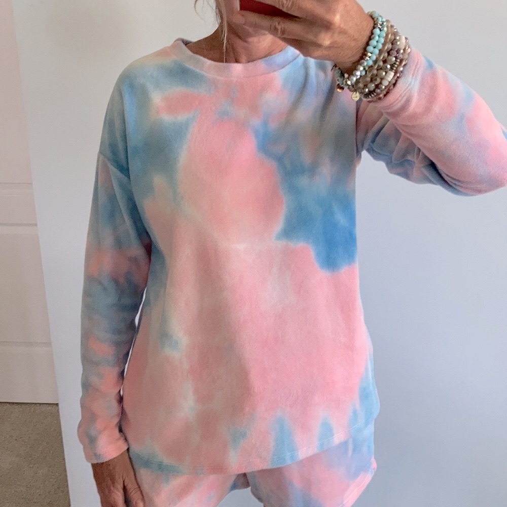 Cotton Candy Dreams Fleece 2 Piece Lounge Set - Picture 8 of 9
